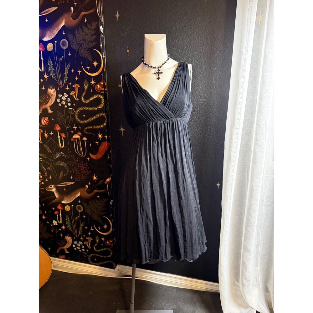 J.Crew Black 100% Silk Pleated V-Neck Empire Waist Cocktail Dress 02981 Size 8
